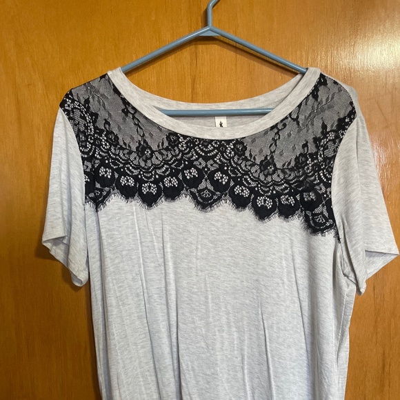 Lace Detail Tshirt - Picture 1 of 2